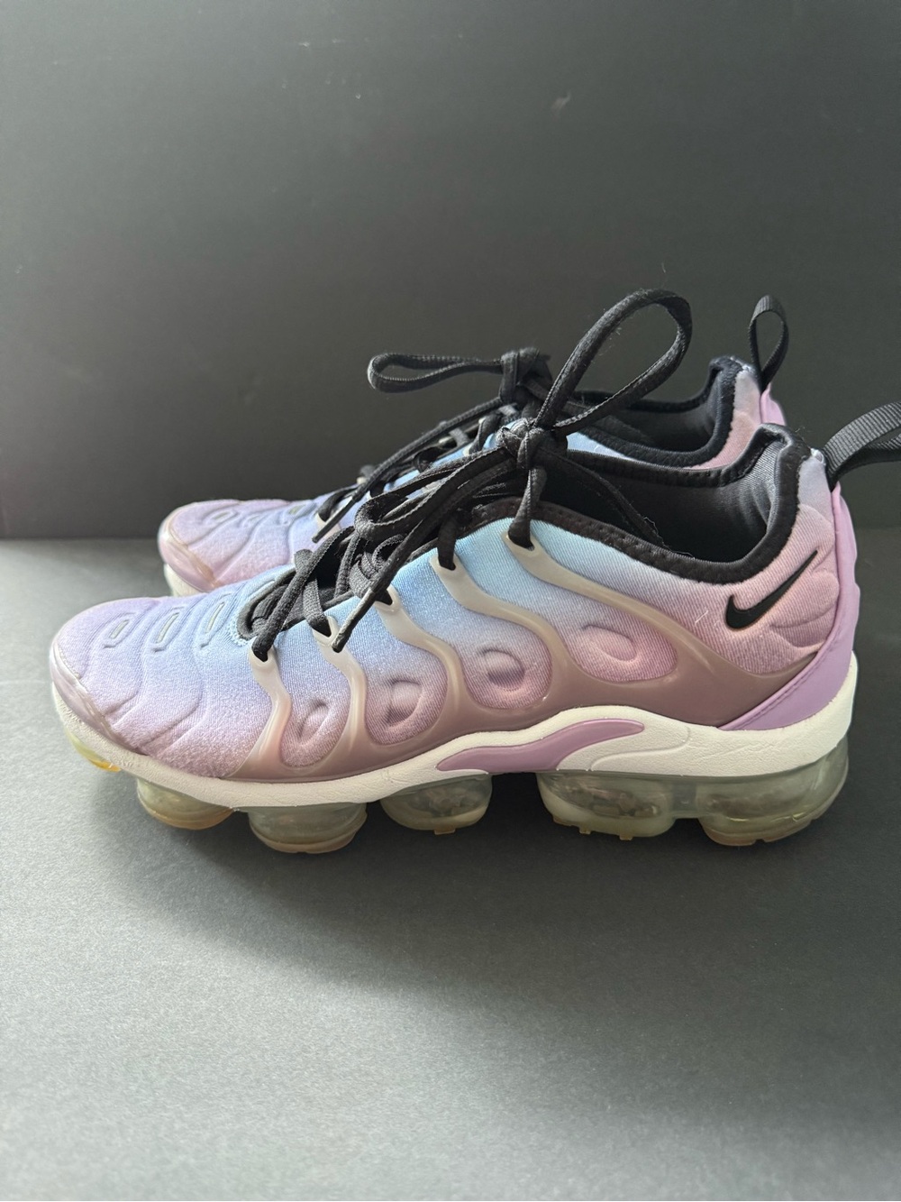 Nike Women’s Vapormax Shoes Size: 8